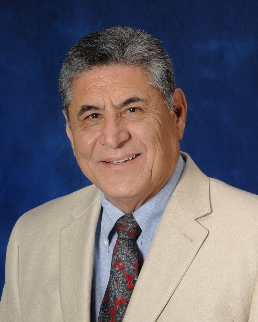 Headshot of Dr. Arnoldo De Leon, author